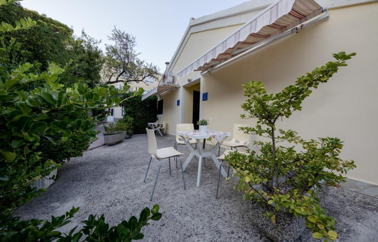 ראב Apartments Vladimir 2835 מראה חיצוני תמונה