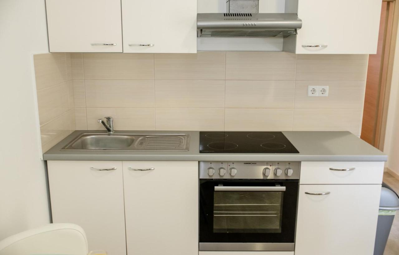 ראב Apartments Vladimir 2835 מראה חיצוני תמונה